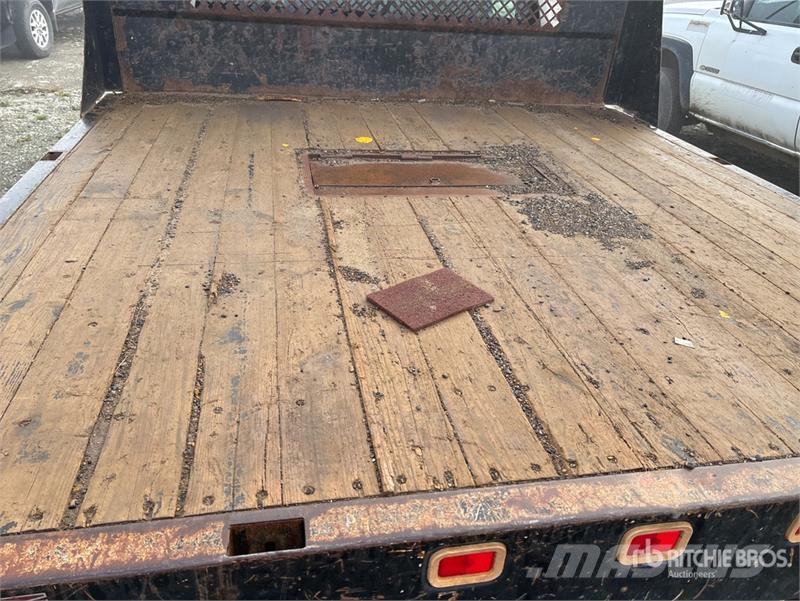 Chevrolet Silverado 2500 Kamioni sa otvorenim sandukom