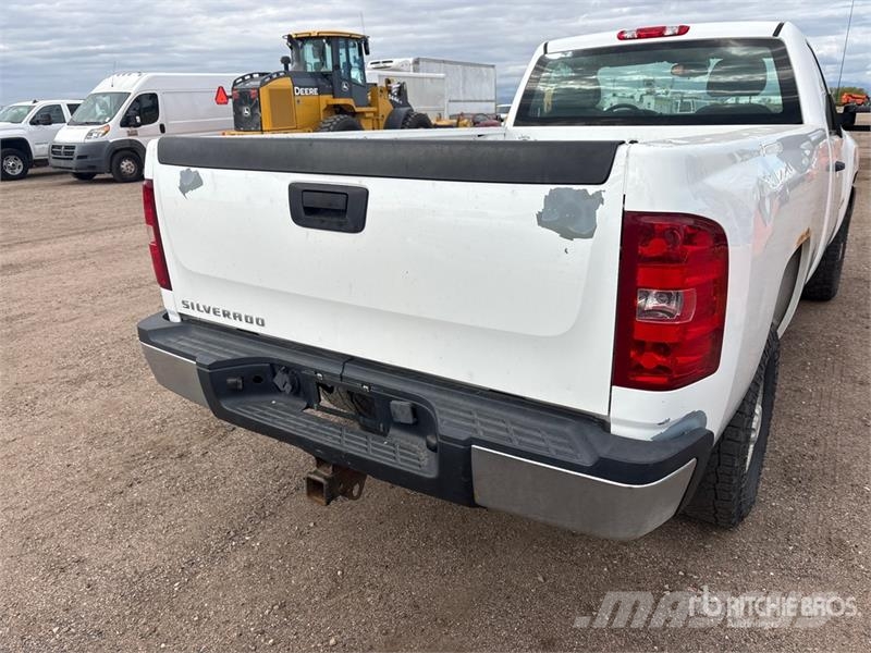 Chevrolet Silverado 2500HD 4x4 Pickup 其他