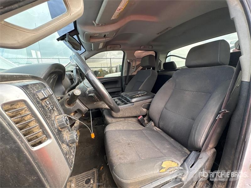 Chevrolet Silverado 2500HD Custom 4x4 Utility Truck ピックアップ／ドロップサイド