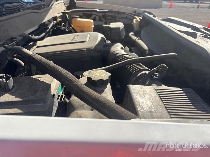 Chevrolet Silverado 2500HD 4x4 Crew Cab Utility Truck 픽업/드롭사이드