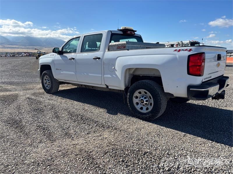 Chevrolet Silverado 2500HD 4x4 Crew Cab Pickup Other
