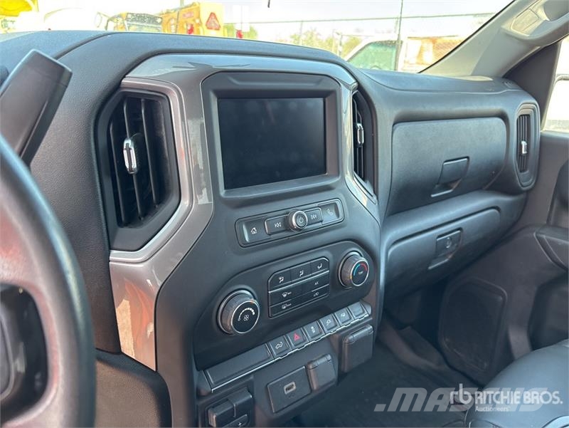 Chevrolet Silverado 2500 HD 4x2 Extended Cab Pickup Drugi