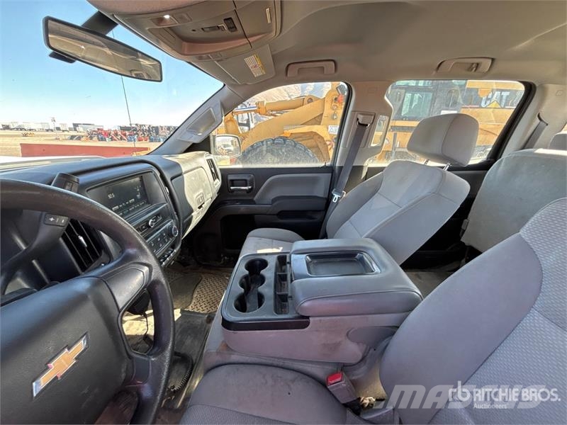 Chevrolet Silverado 2500HD 4x4 Crew Cab Pickup Other