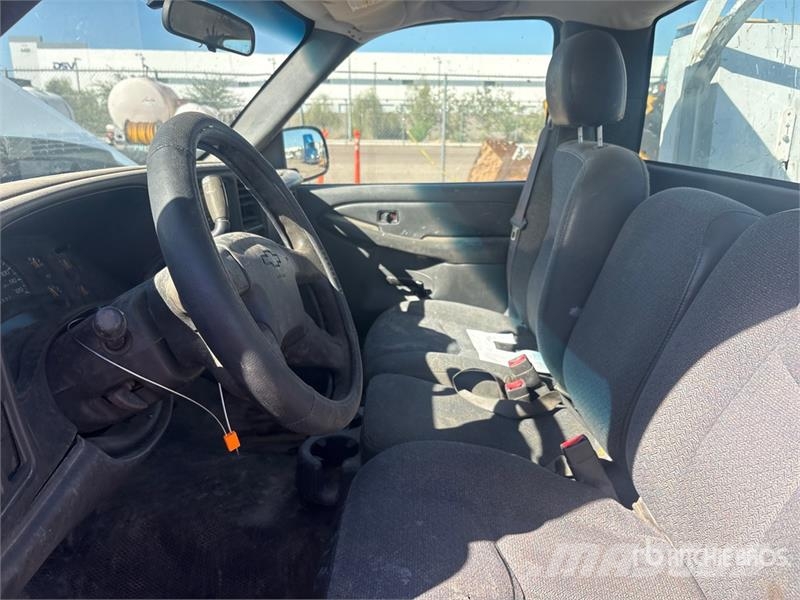 Chevrolet Silverado 2500HD 4x2 Pickup Other