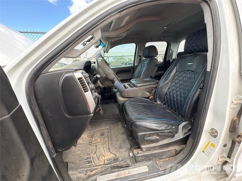 Chevrolet Silverado 2500HD LT 4x4 Extended Cab Pickup Drugi