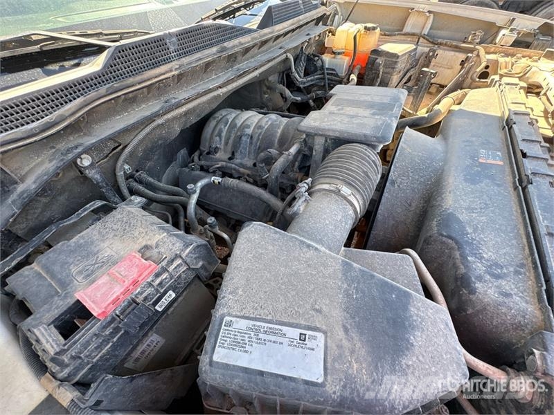 Chevrolet Silverado 2500 HD Z71 4x4 Crew Cab Pickup (Inopera Diger