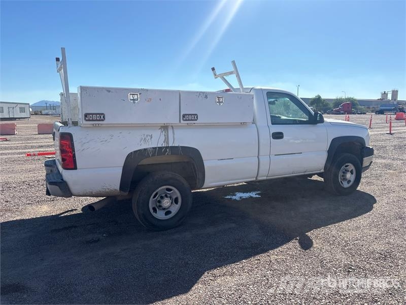 Chevrolet Silverado 2500HD 4x2 Pickup Other