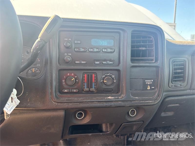 Chevrolet Silverado 2500HD 4x2 Pickup Other