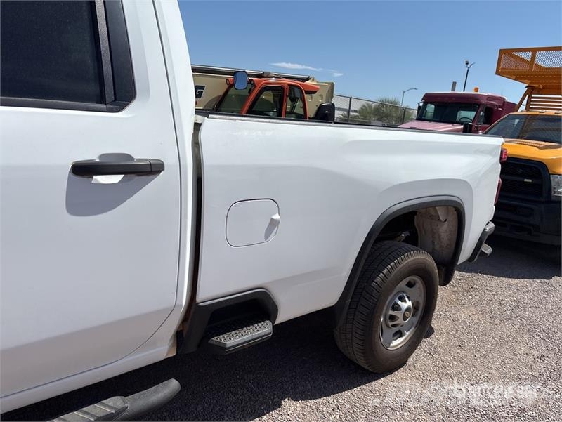 Chevrolet Silverado 2500 HD 4x2 Extended Cab Pickup Drugi