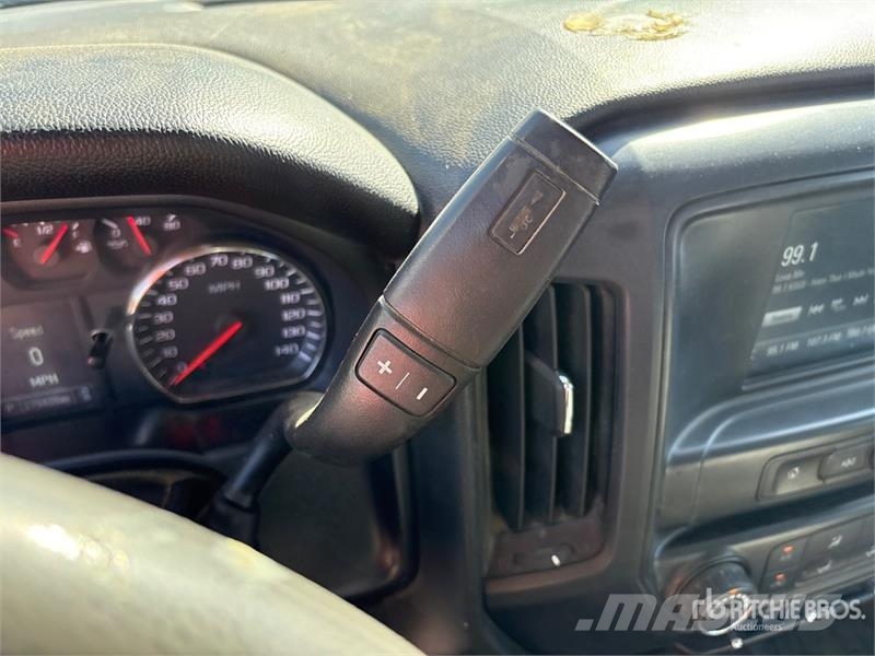 Chevrolet Silverado 2500HD 多目的／汎用車両