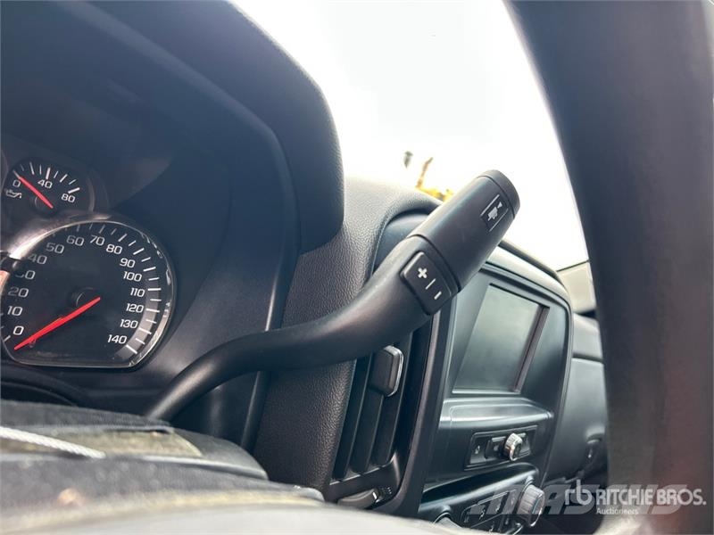 Chevrolet Silverado 2500HD 4x4 Crew Cab Pickup Andre