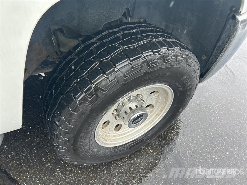 Chevrolet Silverado 2500HD 4x4 Extended Cab Pickup Ostalo