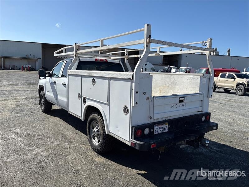 Chevrolet Silverado 2500HD 多目的／汎用車両