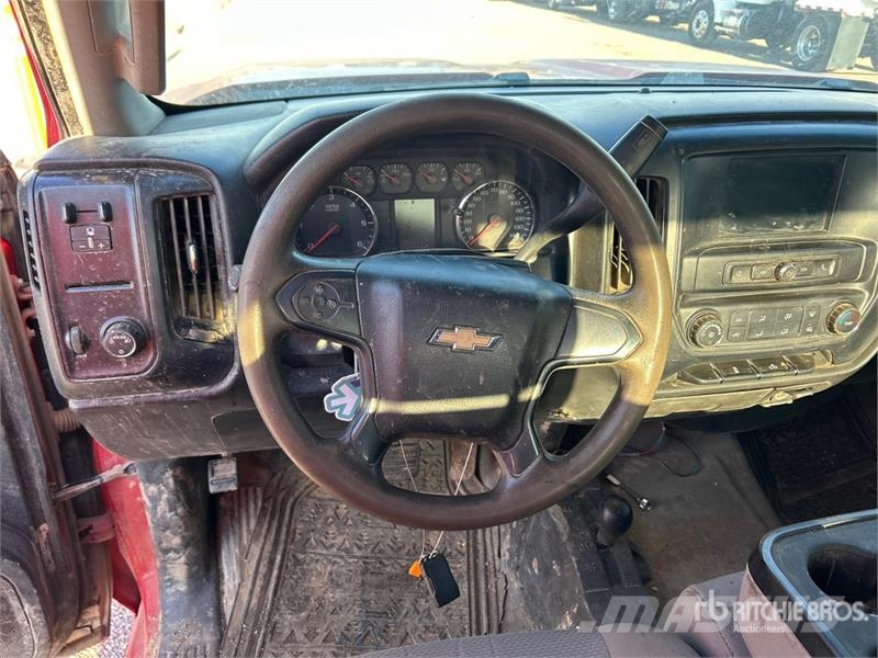 Chevrolet Silverado 2500HD Další
