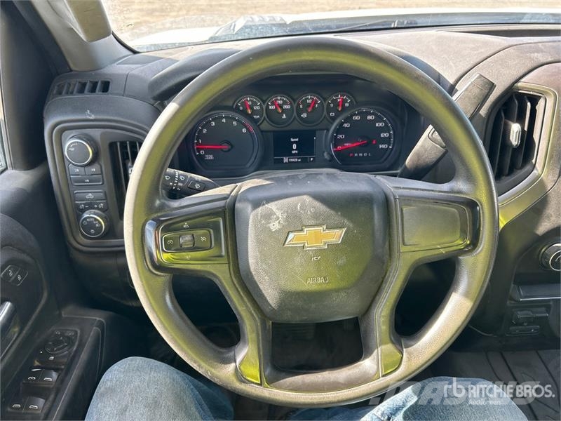 Chevrolet Silverado 2500 4x4 Extended Cab Pickup Drugi