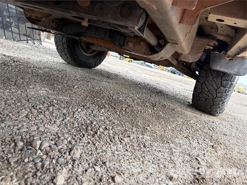 Chevrolet Silverado 2500HD Z71 4x4 Extended Cab Pickup Outro