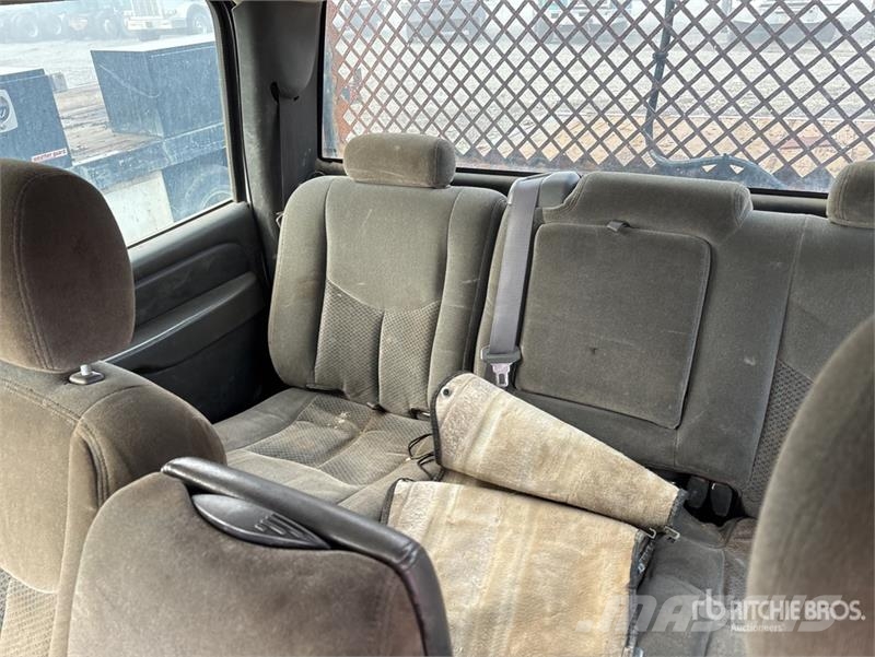 Chevrolet Silverado 2500 Kamioni sa otvorenim sandukom