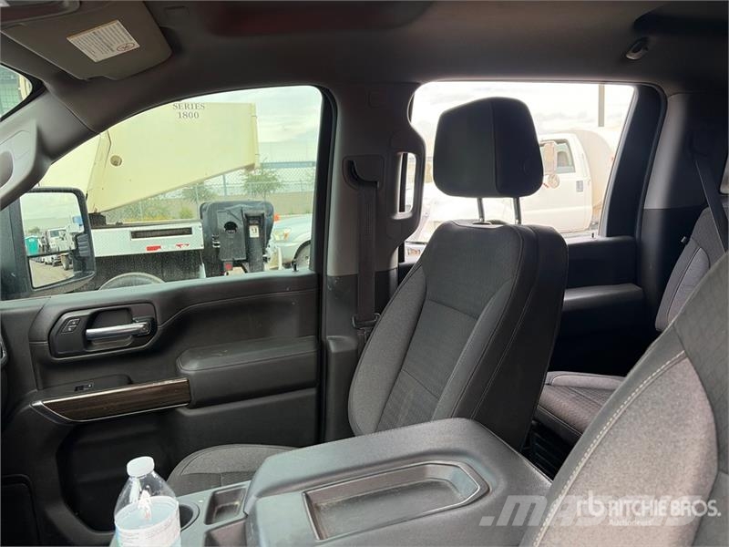 Chevrolet Silverado 2500HD Otros