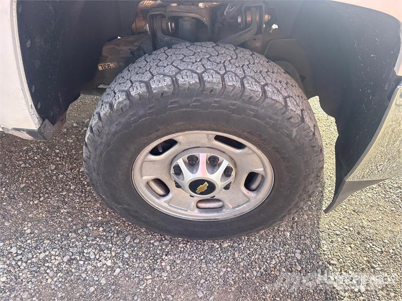 Chevrolet Silverado 2500HD 4x4 Crew Cab Utility Truck 픽업/드롭사이드