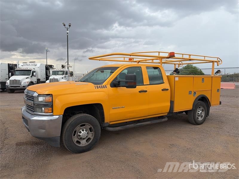 Chevrolet Silverado 2500HD 4x2 Extended Cab 4X2 Utility Truc Pick up/Dropside