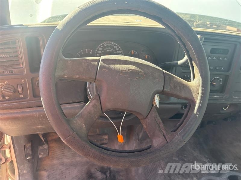 Chevrolet Silverado 2500HD 4x2 Pickup Other