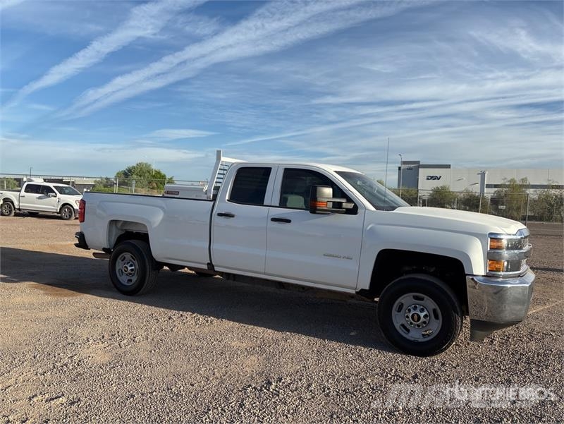 Chevrolet Silverado 2500 HD 4x2 Extended Cab Pickup Други