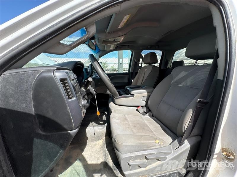 Chevrolet Silverado 2500HD Custom 4x2 Extended Cab Pickup Drugi