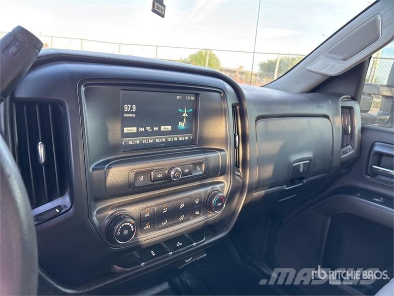 Chevrolet Silverado 2500 HD 4x2 Extended Cab Pickup Други