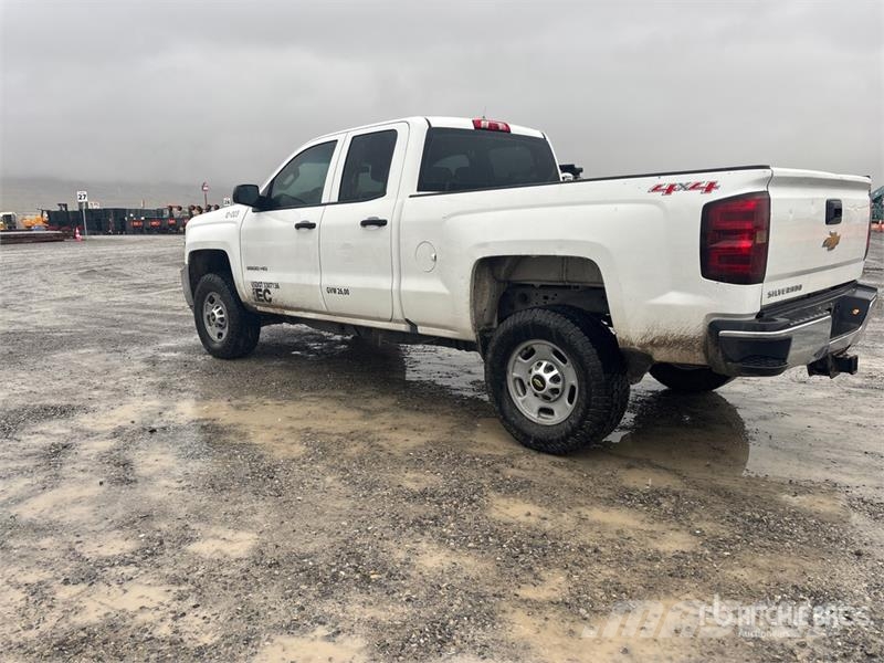 Chevrolet Silverado 2500HD 4x4 Extended Cab Pickup Drugi