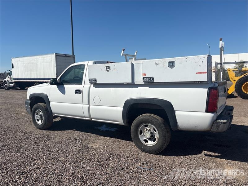 Chevrolet Silverado 2500HD 4x2 Pickup Other