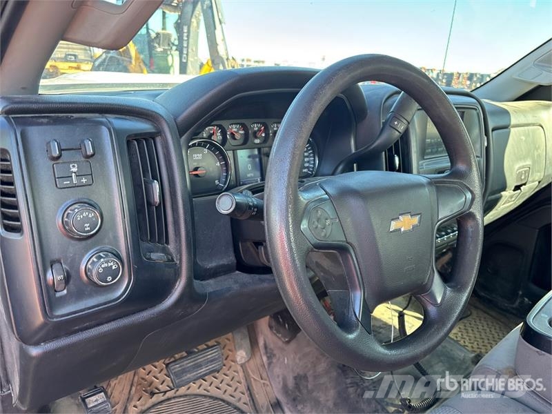 Chevrolet Silverado 2500HD 4x4 Crew Cab Pickup Other