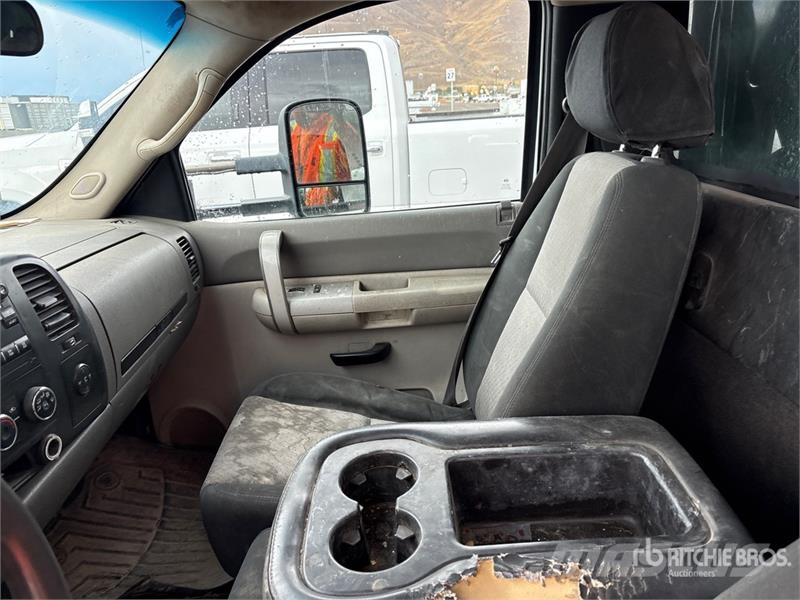 Chevrolet Silverado 3500HD 4x2 Dump Truck Tipper trucks