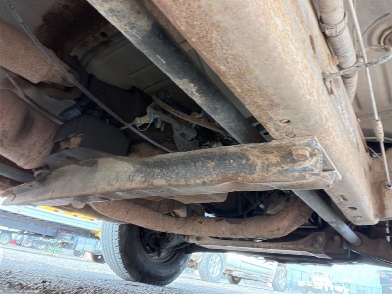 Chevrolet Silverado 3500 4x2 Crew Cab Flatbed Truck Camiones de cama baja