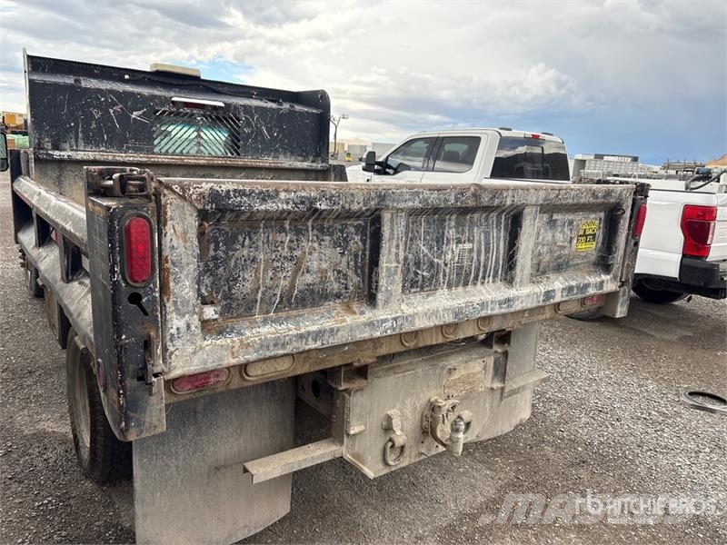 Chevrolet Silverado 3500HD 4x2 Dump Truck Tipper trucks