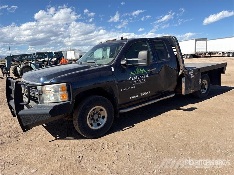 Chevrolet Silverado 3500HD Tovornjaki s kesonom/platojem