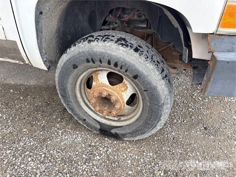 Chevrolet Silverado 3500HD 4x2 Dump Truck Tipper trucks