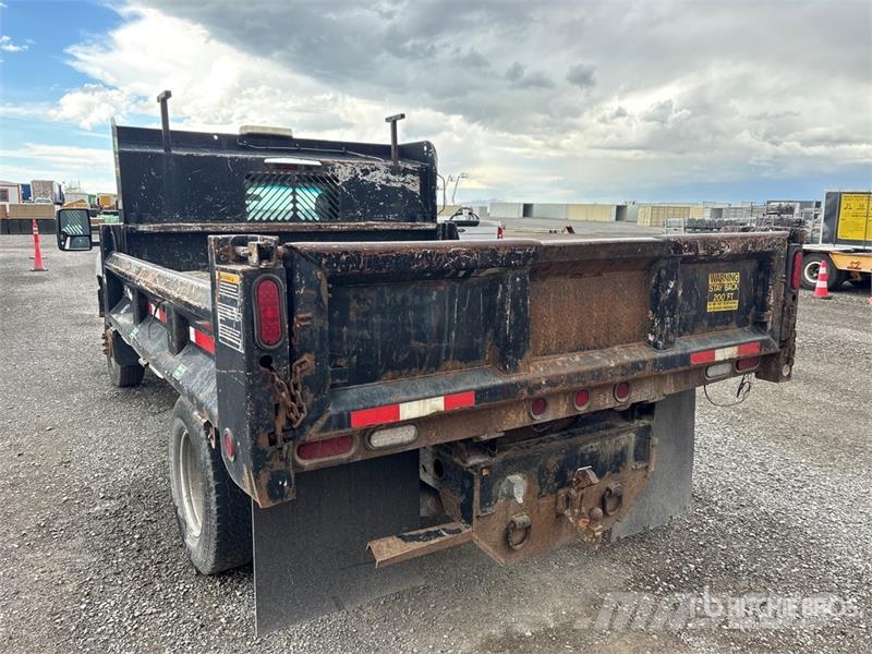Chevrolet Silverado 3500HD 4x2 Dump Truck Tipper trucks