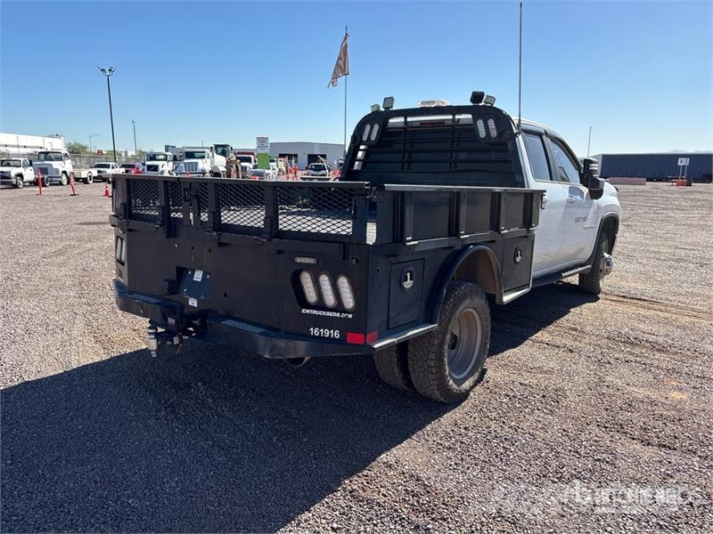 Chevrolet Silverado 3500HD 平ボディー