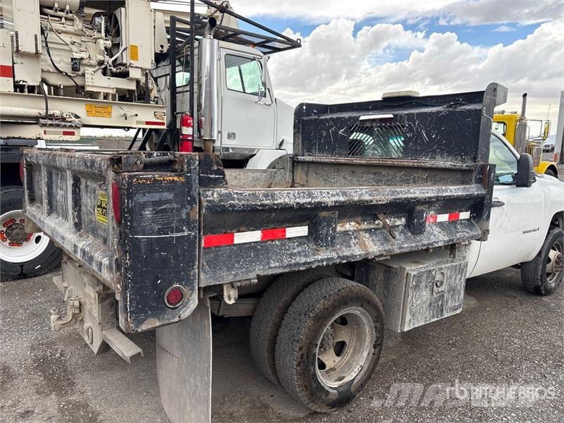 Chevrolet Silverado 3500HD 4x2 Dump Truck Tipper trucks