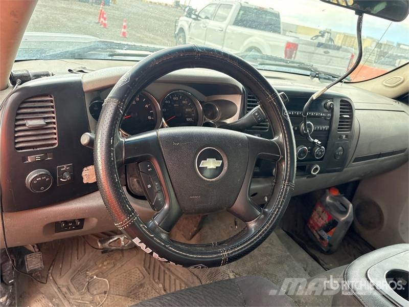 Chevrolet Silverado 3500HD 4x2 Dump Truck Tipper trucks
