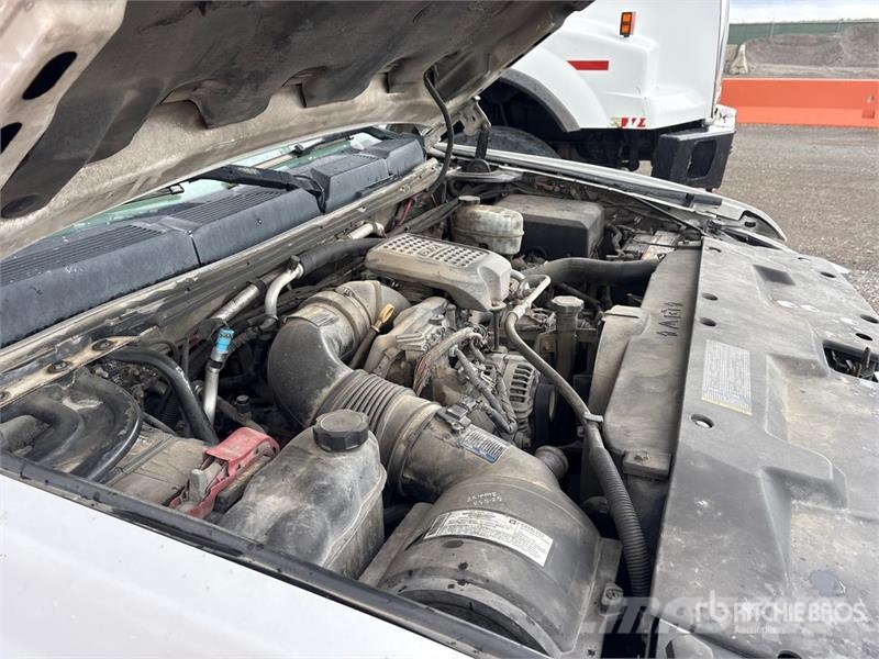 Chevrolet Silverado 3500HD 4x2 Dump Truck Tipper trucks