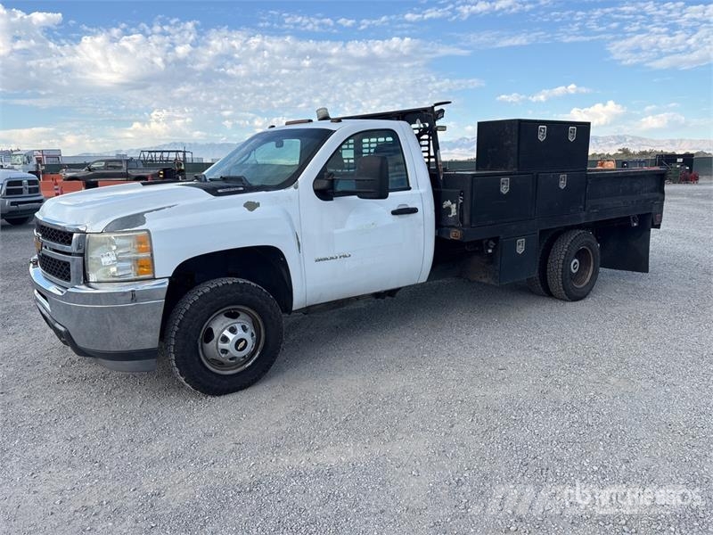 Chevrolet Silverado 3500HD Pritschenwagen/Pritschenwagen mit Seitenklappe