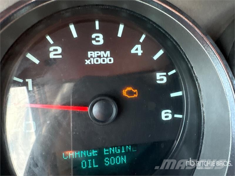 Chevrolet Silverado 3500HD Pritschenwagen/Pritschenwagen mit Seitenklappe