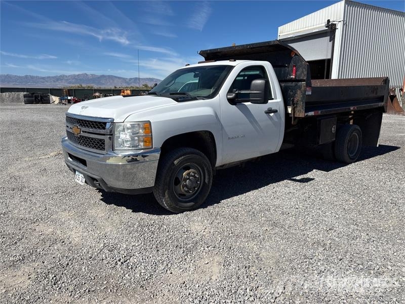 Chevrolet Silverado 3500HD Dump Truck Tipper trucks