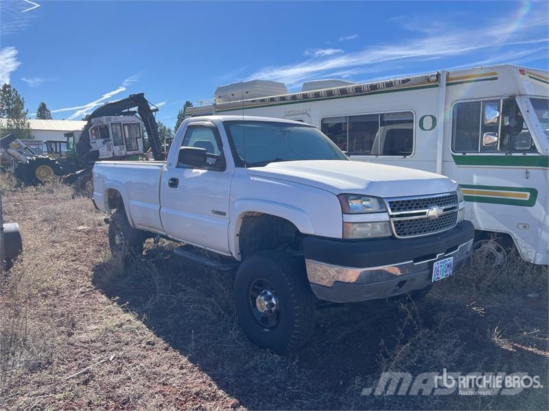 Chevrolet Silverado 3500 4x4 Pickup Citi