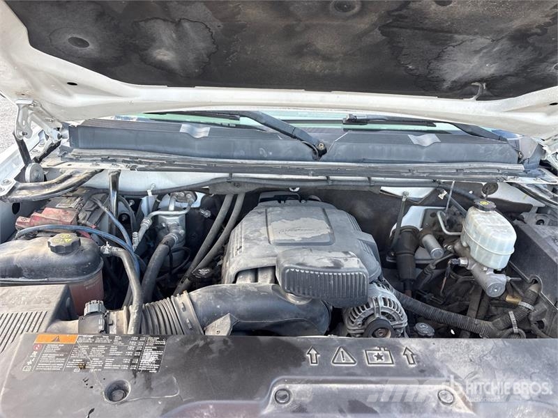 Chevrolet Silverado 3500HD Pritschenwagen/Pritschenwagen mit Seitenklappe