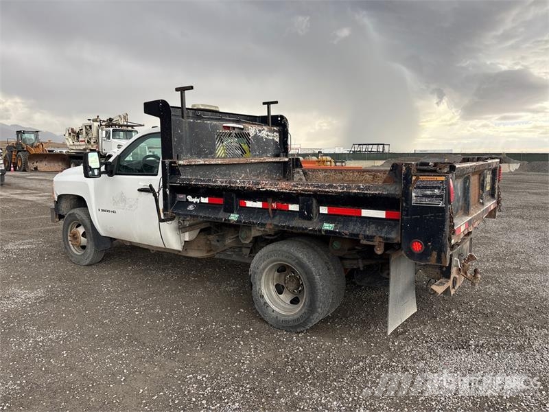 Chevrolet Silverado 3500HD 4x2 Dump Truck Tipper trucks
