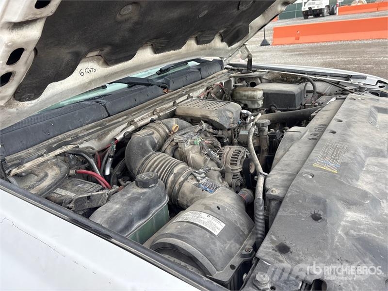 Chevrolet Silverado 3500HD 4x2 Dump Truck Tipper trucks