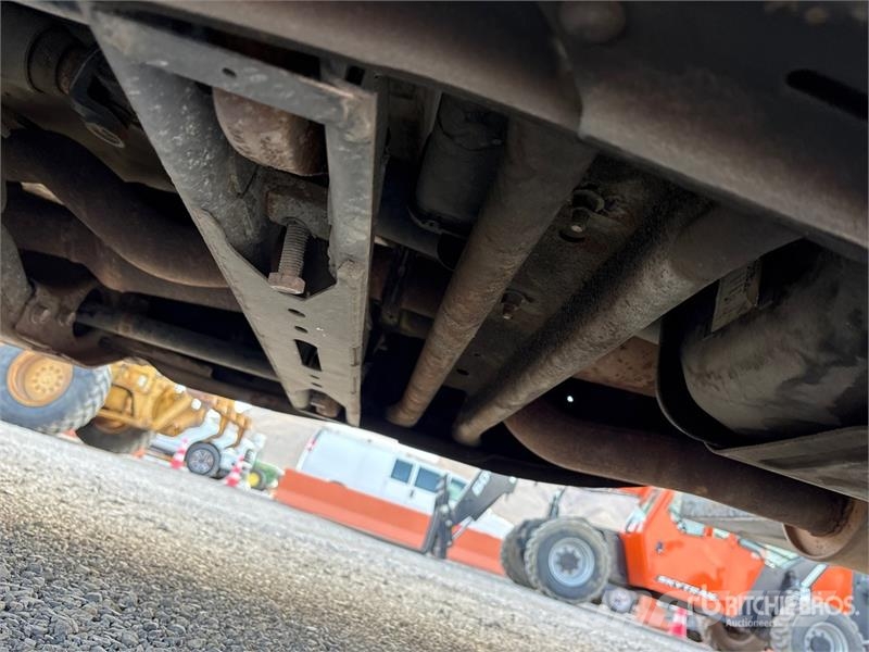 Chevrolet Silverado 3500HD Pritschenwagen/Pritschenwagen mit Seitenklappe