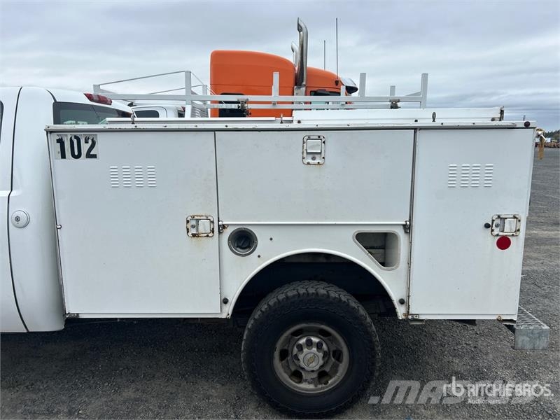 Chevrolet Silverado 3500 4x4 Utility Truck Pick up/Dropside
